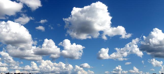 Schaefchenwolken Bild auf Leinwand