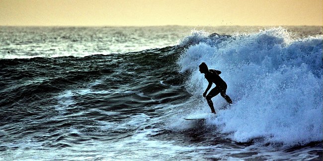 Surfer in der Welle Surfer in der Welle