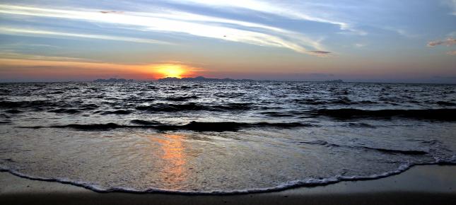 Welle Abendtrot Bild auf Leinwand