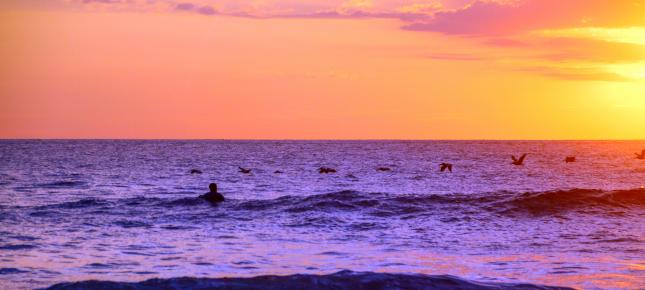 Wellen Playa Hermosa Bild auf Leinwand