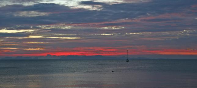 Blutroter Himmel Bild auf Leinwand