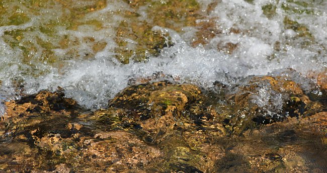 Sprudelndes Wasser