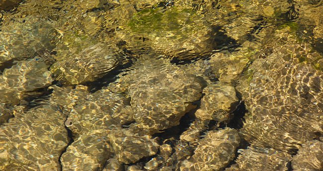 Steine im Bach Steine im Bach