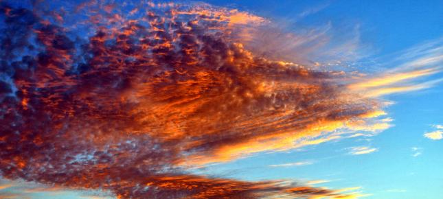 Rotes Wolkenbild Bild auf Leinwand