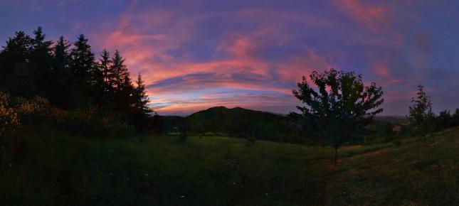 Huegel Abendhimmel Bild auf Leinwand